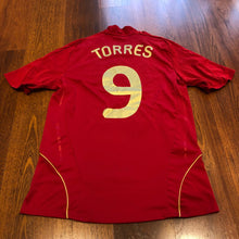 Cargar imagen en el visor de la galería, Camiseta Selección Española Eurocopa 2008 – Fernando Torres #9 – Talla M