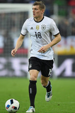 Cargar imagen en el visor de la galería, Camiseta Toni Toca