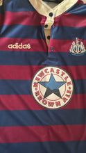 Cargar imagen en el visor de la galería, Newcastle United 1995-97 Away – Ginola 14 Talla M