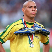 Cargar imagen en el visor de la galería, Camiseta Jappy R9 Brazil – El Fenómeno