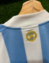 Cargar imagen en el visor de la galería, Camiseta Argentina 2010 Local – Talla M