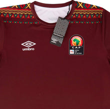 Cargar imagen en el visor de la galería, Camiseta Camerún Copa Africana de Naciones 2021 – Umbro M