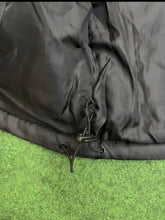 Cargar imagen en el visor de la galería, Abrigo Rayo Vallecano Kelme 2015-16 talla XS