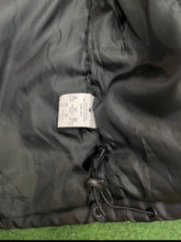 Cargar imagen en el visor de la galería, Abrigo Rayo Vallecano Kelme 2015-16 talla XS