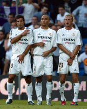 Cargar imagen en el visor de la galería, Camiseta Real Madrid 2003-04 Talla L