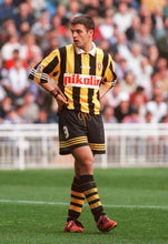 Cargar imagen en el visor de la galería, Camiseta Real Zaragoza 1996/97 – Segunda Equipación Visitante
Talla XL | Dorsal 9 - Morientes