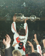 Cargar imagen en el visor de la galería, Camiseta River, mi buen amigo