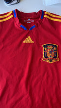 Cargar imagen en el visor de la galería, Camiseta selección española 2010 M 6 A. Iniesta