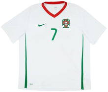 Cargar imagen en el visor de la galería, Camiseta Portugal visitante 2008-09 7 Ronaldo XL