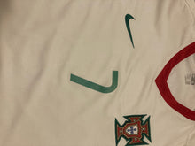 Cargar imagen en el visor de la galería, Camiseta Portugal visitante 2008-09 7 Ronaldo XL