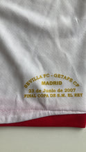 Cargar imagen en el visor de la galería, Camiseta Sevilla 2006-07 Edición especial Final Copa del Rey L