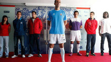 Cargar imagen en el visor de la galería, Camiseta visitante Osasuna 2011-12