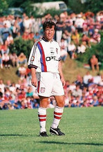Cargar imagen en el visor de la galería, Camiseta visitante Bayern Munich en 1997-98 M
