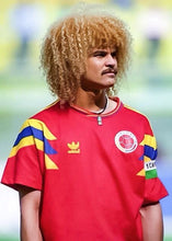 Cargar imagen en el visor de la galería, Camiseta El Pibe de Botero 90