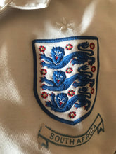 Cargar imagen en el visor de la galería, Camiseta Inglaterra Copa del Mundo Sudáfrica 2010 (S -M)
