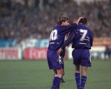 Cargar imagen en el visor de la galería, Camiseta visitante Real Madrid 1994-95 10 Laudrup