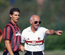 Cargar imagen en el visor de la galería, Camiseta Los inmortales de Sacchi