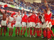 Cargar imagen en el visor de la galería, Camiseta Los invencibles