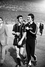 Cargar imagen en el visor de la galería, Chaqueta Retro Juventus 1897