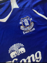 Cargar imagen en el visor de la galería, Camiseta Everton FC 2008/09 Umbro Home – Sponsor Chang | Talla M
