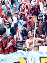 Cargar imagen en el visor de la galería, Camiseta San Siro Temple – Che Confusione
