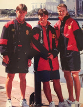 Cargar imagen en el visor de la galería, Chaqueta Entrenamiento Manchester United 1995/96 – Vintage Umbro
