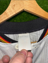 Cargar imagen en el visor de la galería, Camiseta Selección Alemana de Fútbol 1996 Home – Talla M | Campeones de Europa
