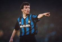 Cargar imagen en el visor de la galería, Camiseta Inter de Milán 1989/90 Home (Versión Fan) – Manga larga – Talla S – Muy buen estado
