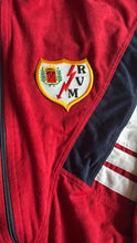 Cargar imagen en el visor de la galería, Chaqueta Joma Rayo Vallecano 1995-96 – Terciopelo | Talla M
