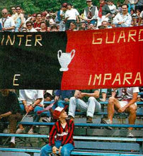 Cargar imagen en el visor de la galería, Camiseta San Siro Temple – Che Confusione
