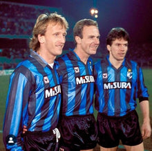 Cargar imagen en el visor de la galería, Camiseta Inter de Milán 1989/90 Home (Versión Fan) – Manga larga – Talla S – Muy buen estado
