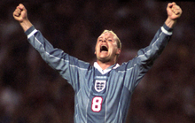 Cargar imagen en el visor de la galería, Camiseta Inglaterra Umbro 1996 Away | Gascoigne 8 · Segunda equipación · Talla XL
