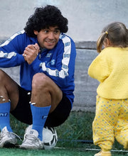 Cargar imagen en el visor de la galería, Camiseta Las Margaritas del Diego – Amor de Padre
