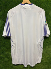 Cargar imagen en el visor de la galería, Camiseta Real Madrid 2006-07
