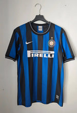 Cargar imagen en el visor de la galería, Camiseta Inter de Milán 2010 – Edición Triplete (Nike Fit Dry)

