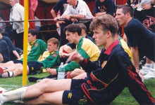 Cargar imagen en el visor de la galería, Chaqueta Entrenamiento Manchester United 1995/96 – Vintage Umbro

