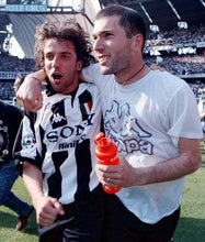 Cargar imagen en el visor de la galería, Camiseta Juventus 1997-98  10 Del Piero S
