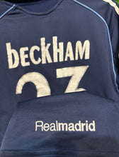 Cargar imagen en el visor de la galería, Camiseta Real Madrid visitante 2005-06 23 Beckham
