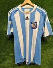 Cargar imagen en el visor de la galería, Camiseta Argentina 2010 Local – Talla M
