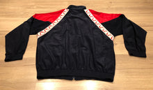 Cargar imagen en el visor de la galería, Chaqueta Puma Atlético de Madrid 1994-96 – Terciopelo Vintage
