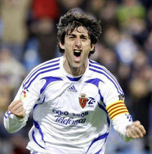 Cargar imagen en el visor de la galería, Camiseta Jaque a Blancas “ El príncipe Milito”
