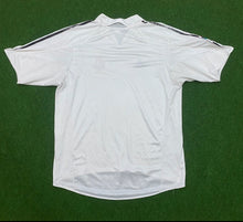 Cargar imagen en el visor de la galería, Camiseta Real Madrid 2004 - 2005 L
