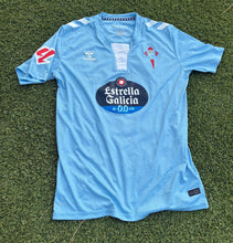 Cargar imagen en el visor de la galería, Camiseta Celta de Vigo 2023-24 10 Iago Aspas

