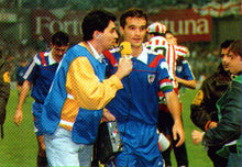 Cargar imagen en el visor de la galería, Bilbao Athletic Kappa – Early 90s (Era inicial Kappa) – Talla M ( vestida en pretemporada)
