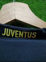 Cargar imagen en el visor de la galería, Camiseta Juventus 2008-09 S
