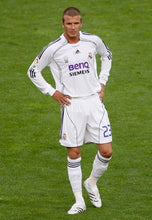 Cargar imagen en el visor de la galería, Camiseta Real Madrid 2006-07
