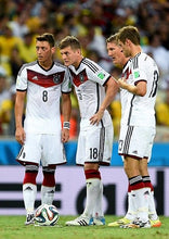 Cargar imagen en el visor de la galería, Camiseta Alemania 2014 Kroos Talla S
