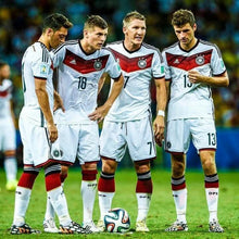 Cargar imagen en el visor de la galería, Camiseta Alemania 2014 Kroos Talla S
