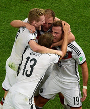 Cargar imagen en el visor de la galería, Camiseta Alemania 2014 Kroos Talla S
