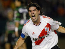 Cargar imagen en el visor de la galería, Camiseta River Plate 2004-05 L
